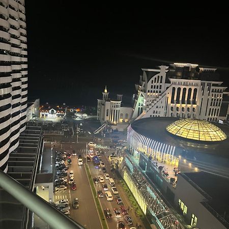 Orbi Plaza Tamara Aparthotel Batumi Luaran gambar